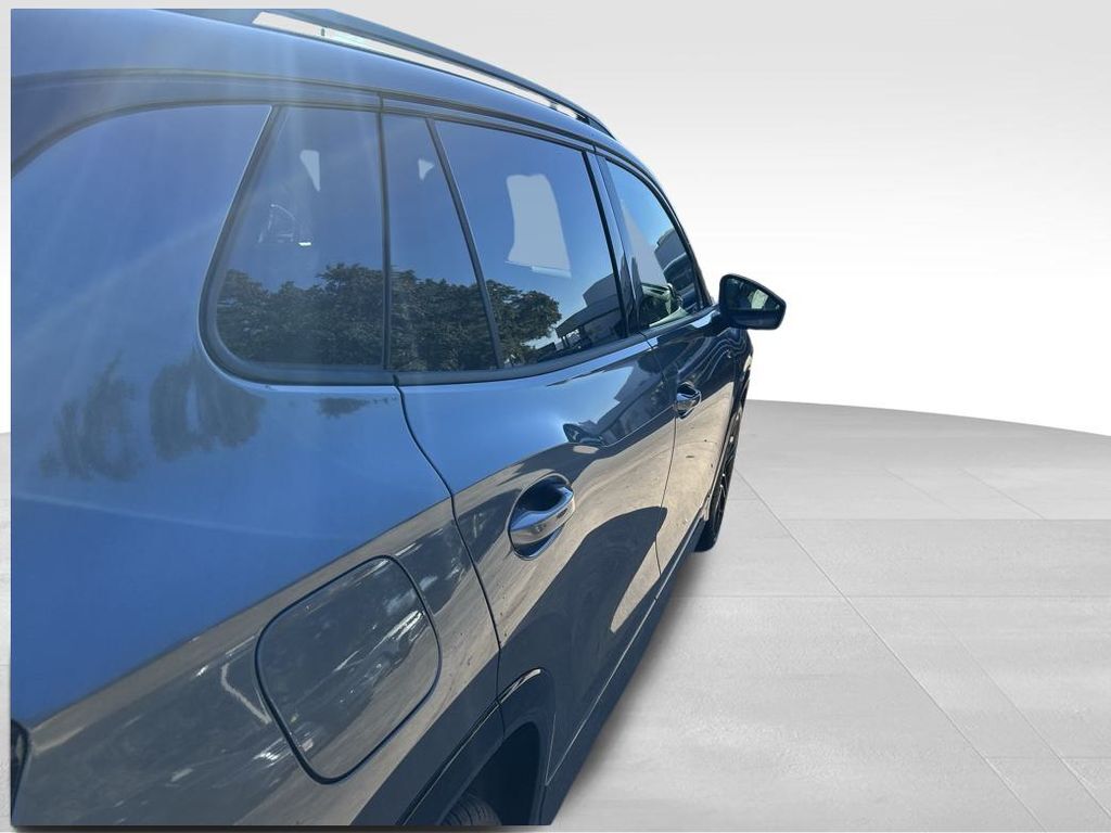 2026 Volkswagen Tiguan 2.0T SE R-Line Black Tampa FL