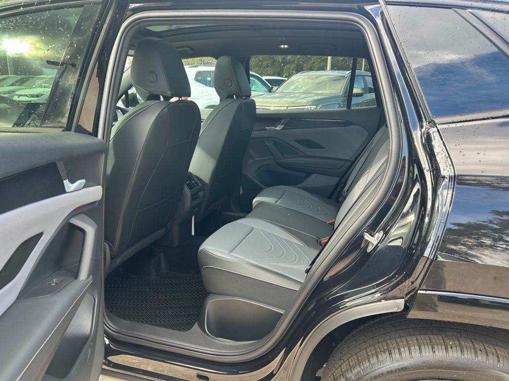 2026 Volkswagen Tiguan 2.0T SE R-Line Black Tampa FL