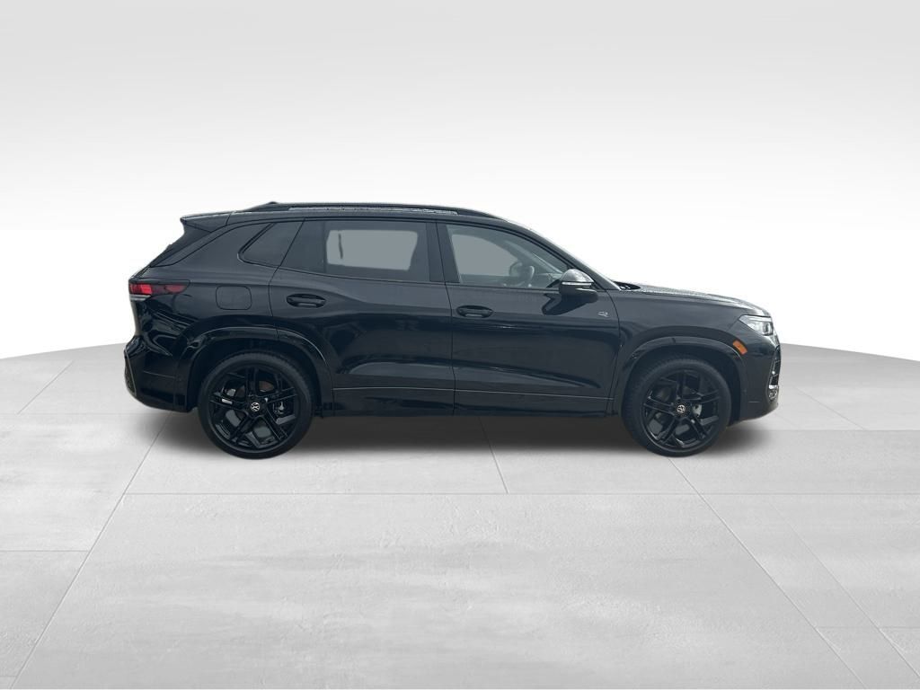 2026 Volkswagen Tiguan 2.0T SE R-Line Black Tampa FL