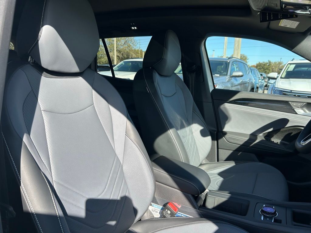 2026 Volkswagen Tiguan 2.0T SE R-Line Black Tampa FL