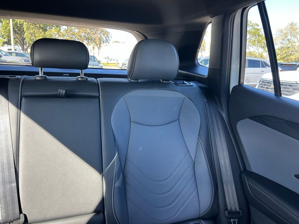 2026 Volkswagen Tiguan 2.0T SE R-Line Black Tampa FL