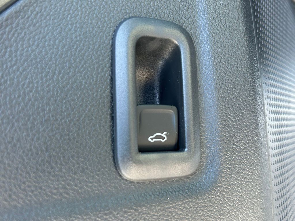 2026 Volkswagen Tiguan 2.0T SE R-Line Black Tampa FL