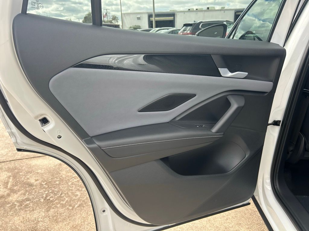 2026 Volkswagen Tiguan 2.0T SE R-Line Black Tampa FL