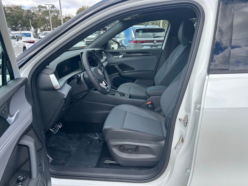 2026 Volkswagen Tiguan 2.0T SE R-Line Black Tampa FL