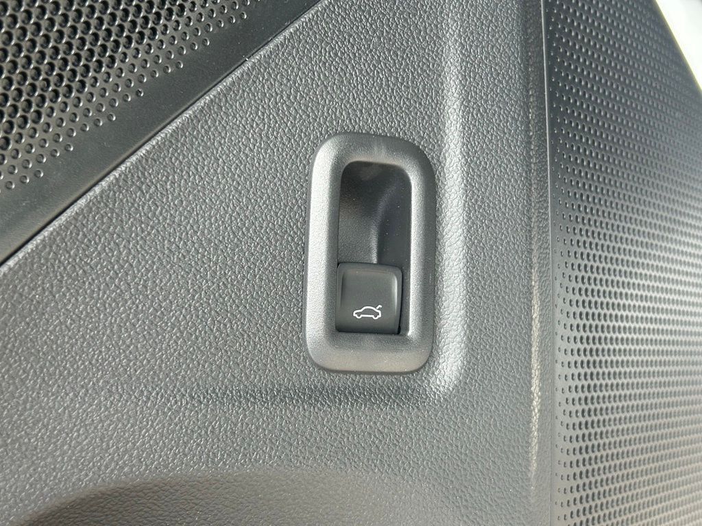 2026 Volkswagen Tiguan 2.0T SE R-Line Black Tampa FL