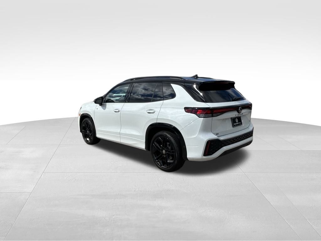 2026 Volkswagen Tiguan 2.0T SE R-Line Black Tampa FL