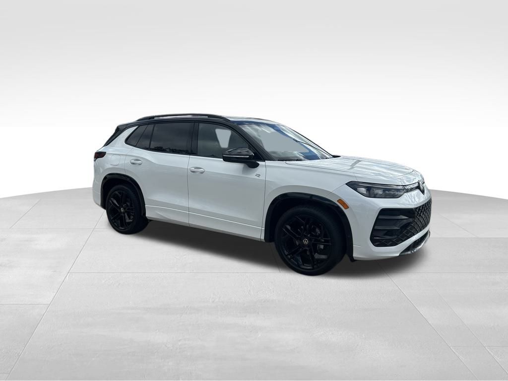 2026 Volkswagen Tiguan 2.0T SE R-Line Black Tampa FL