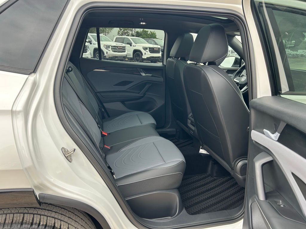 2026 Volkswagen Tiguan 2.0T SE R-Line Black Tampa FL