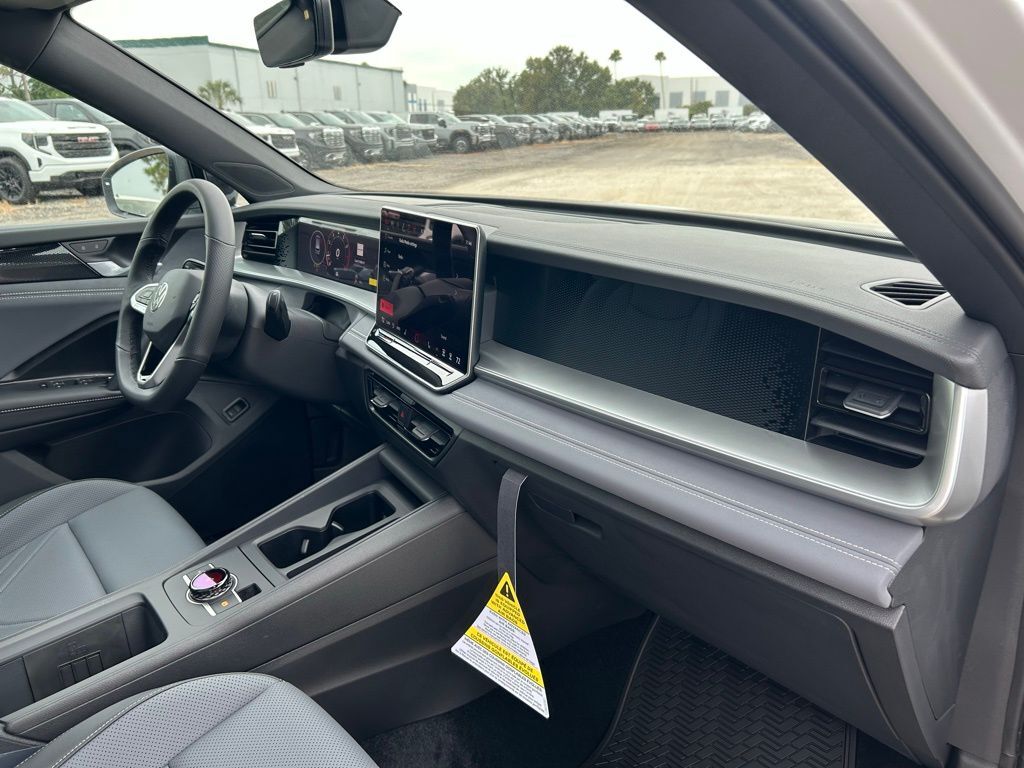 2026 Volkswagen Tiguan 2.0T SE R-Line Black Tampa FL