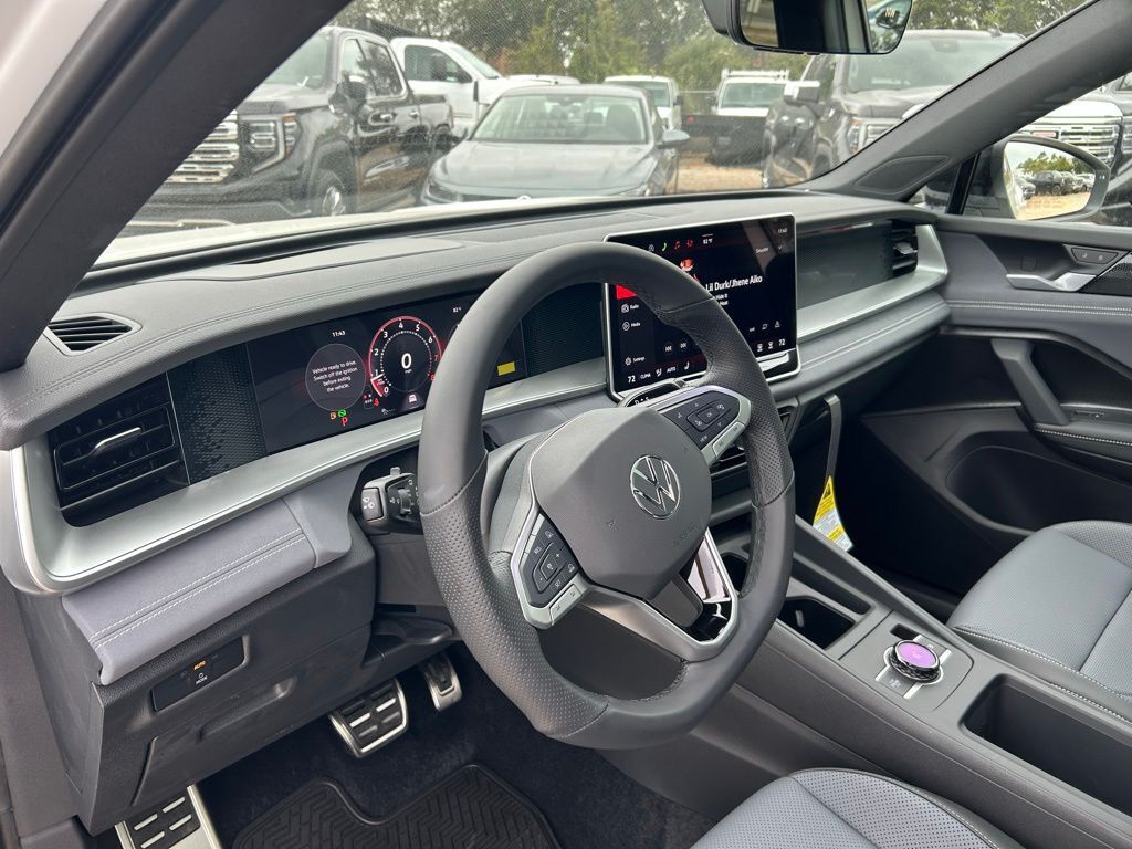 2026 Volkswagen Tiguan 2.0T SE R-Line Black Tampa FL