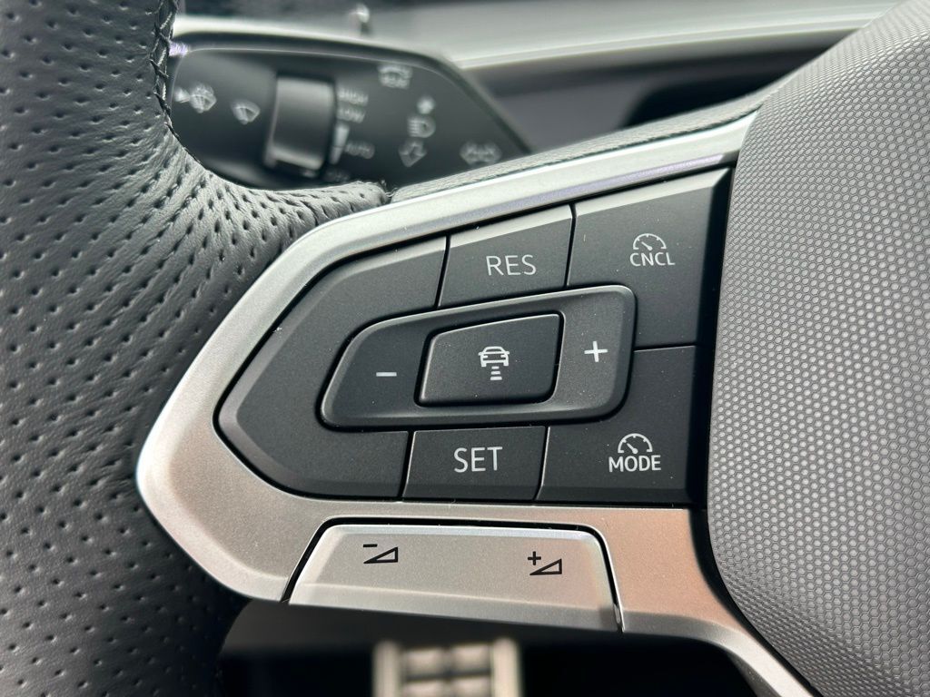 2026 Volkswagen Tiguan 2.0T SE R-Line Black Tampa FL