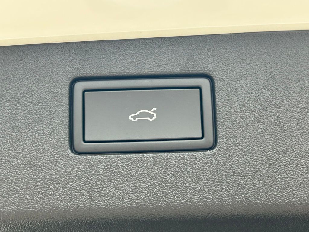 2026 Volkswagen Tiguan 2.0T SE R-Line Black Tampa FL