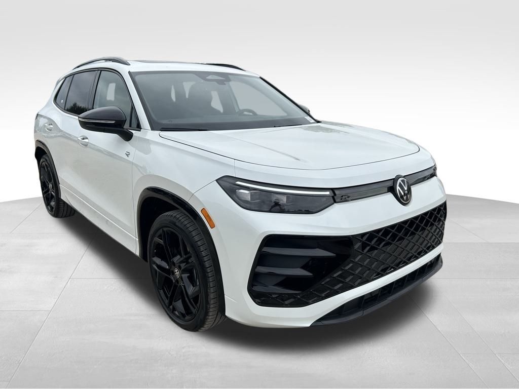 2026 Volkswagen Tiguan 2.0T SE R-Line Black Tampa FL