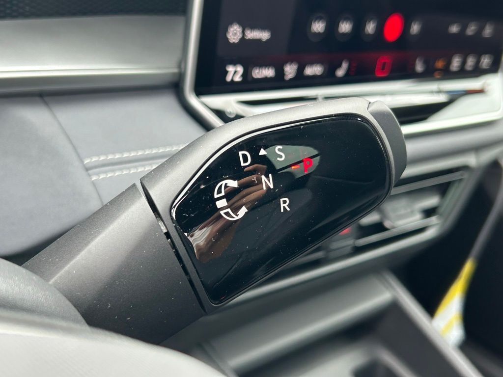 2026 Volkswagen Tiguan 2.0T SE R-Line Black Tampa FL