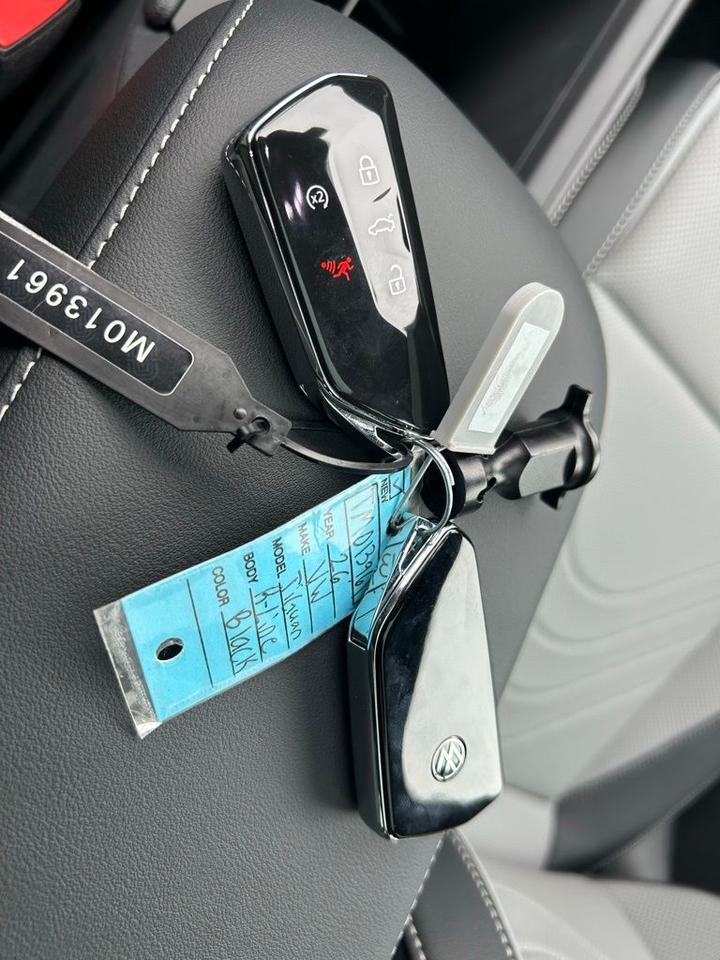 2026 Volkswagen Tiguan 2.0T SE R-Line Black Tampa FL