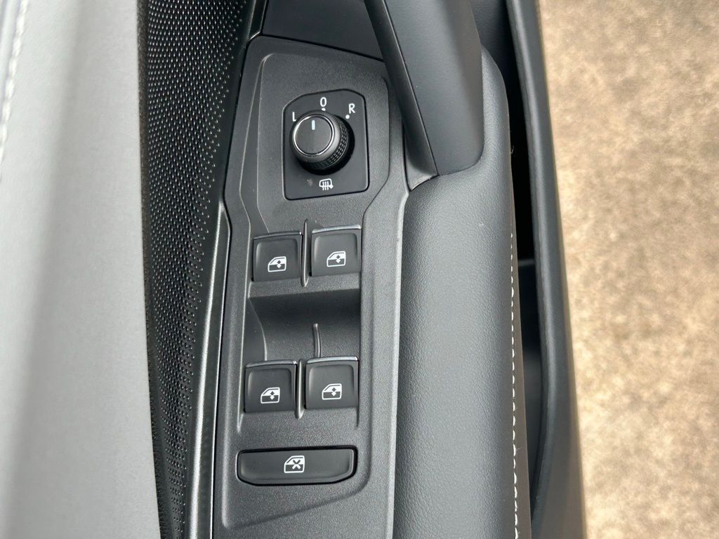 2026 Volkswagen Tiguan 2.0T SE R-Line Black Tampa FL