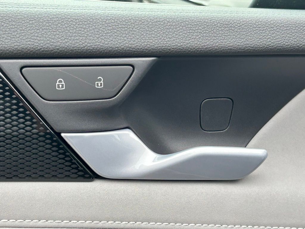 2026 Volkswagen Tiguan 2.0T SE R-Line Black Tampa FL