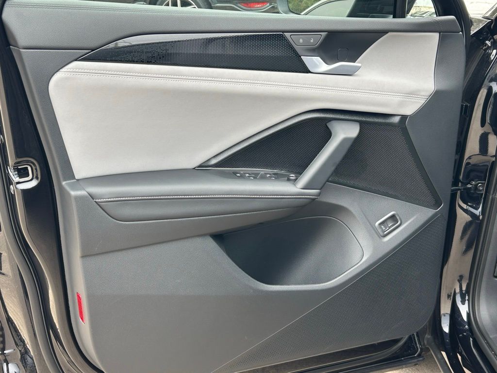 2026 Volkswagen Tiguan 2.0T SE R-Line Black Tampa FL