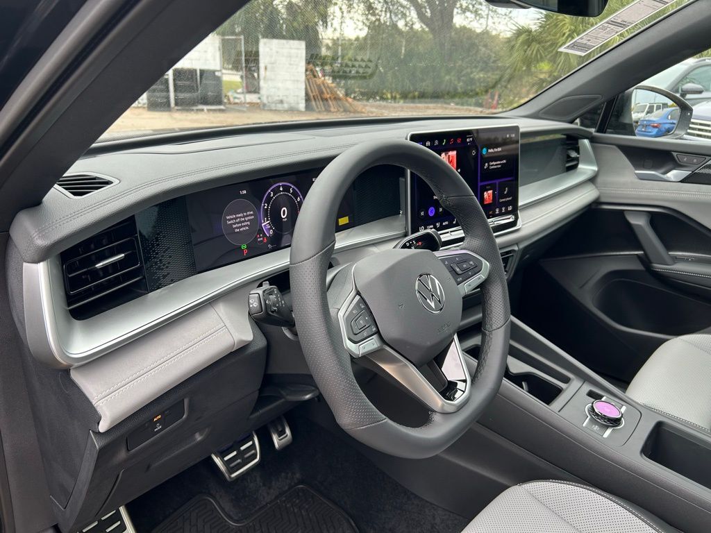 2026 Volkswagen Tiguan 2.0T SE R-Line Black Tampa FL