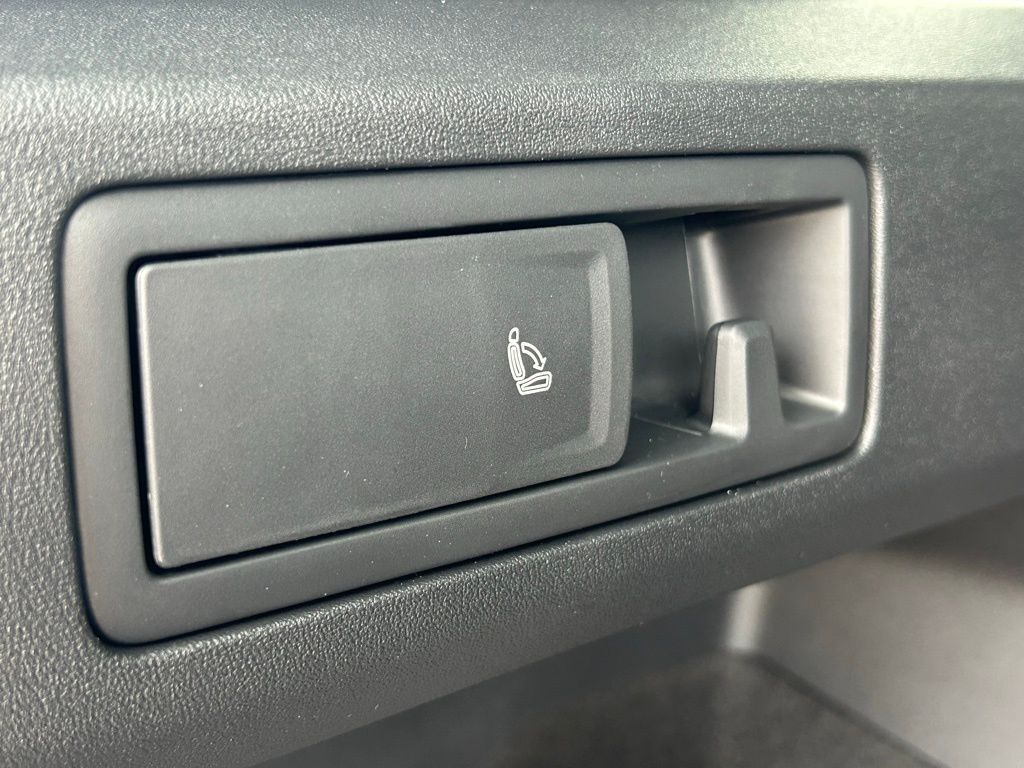 2026 Volkswagen Tiguan 2.0T SE R-Line Black Tampa FL