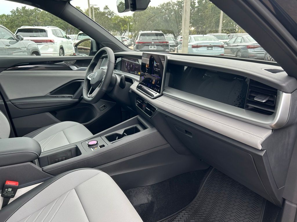 2026 Volkswagen Tiguan 2.0T SE R-Line Black Tampa FL