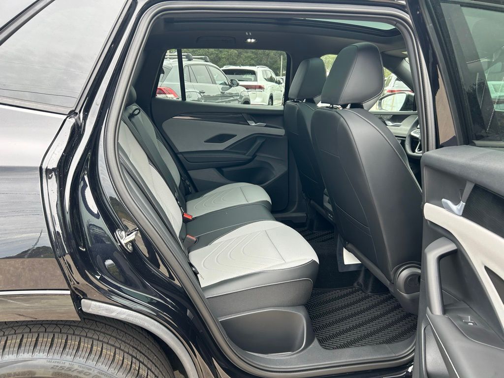 2026 Volkswagen Tiguan 2.0T SE R-Line Black Tampa FL