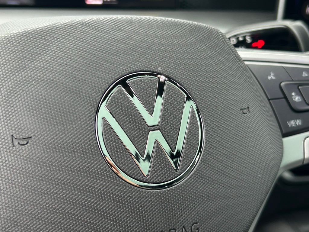 2026 Volkswagen Tiguan 2.0T SE R-Line Black Tampa FL