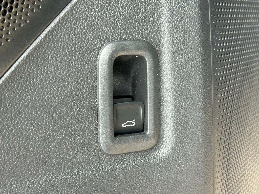 2026 Volkswagen Tiguan 2.0T SE R-Line Black Tampa FL