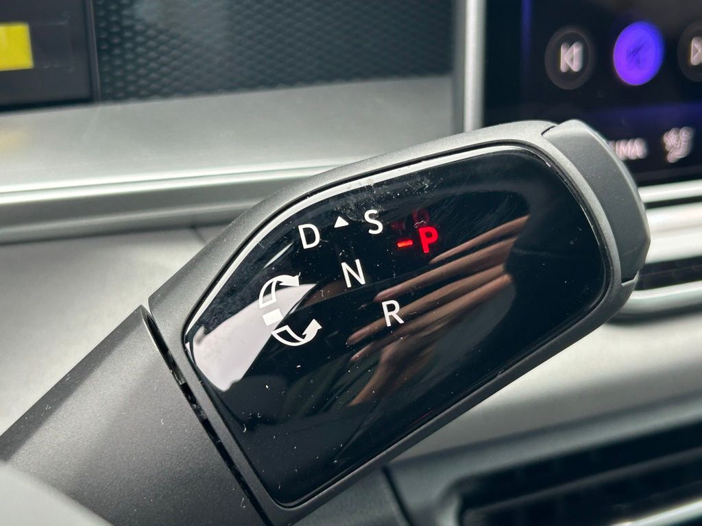 2026 Volkswagen Tiguan 2.0T SE R-Line Black Tampa FL