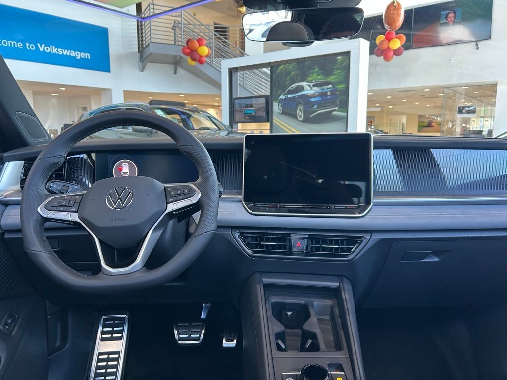 2026 Volkswagen Tiguan 2.0T SE R-Line Black Tampa FL