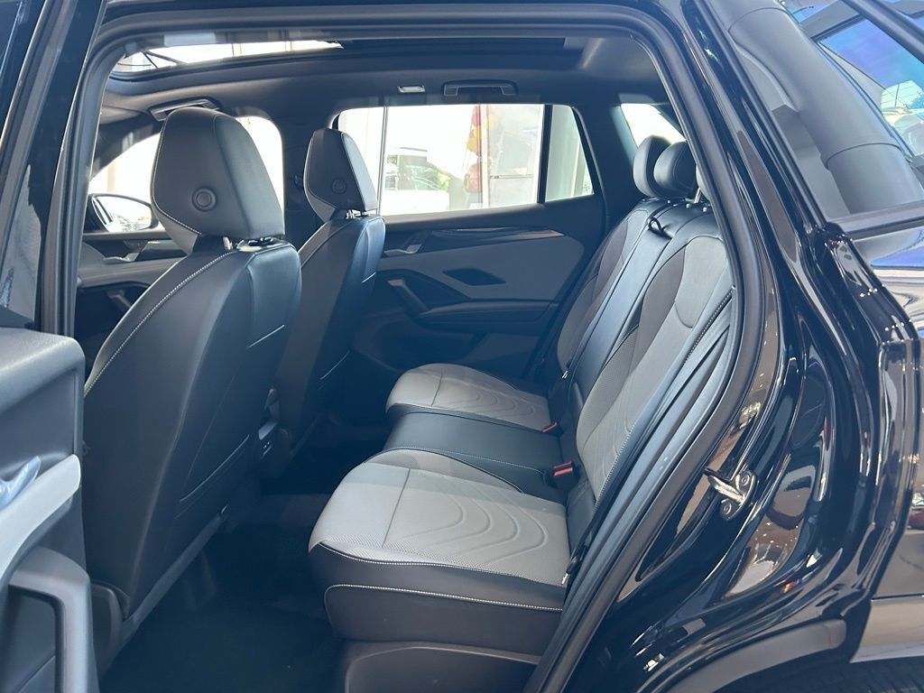 2026 Volkswagen Tiguan 2.0T SE R-Line Black Tampa FL