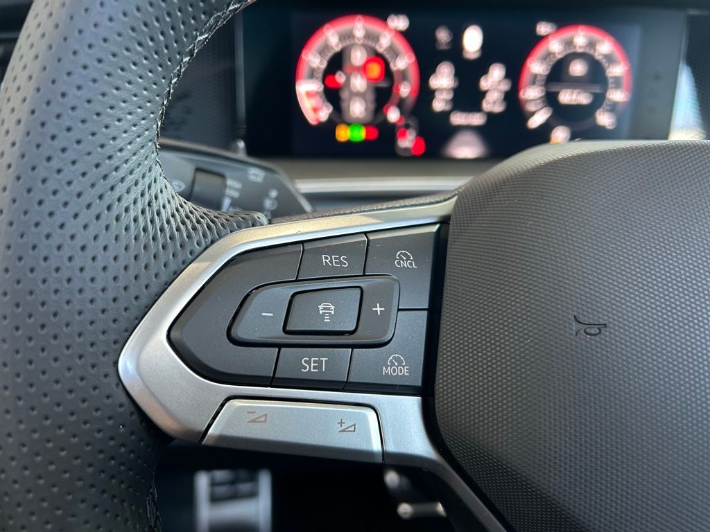 2026 Volkswagen Tiguan 2.0T SE R-Line Black Tampa FL