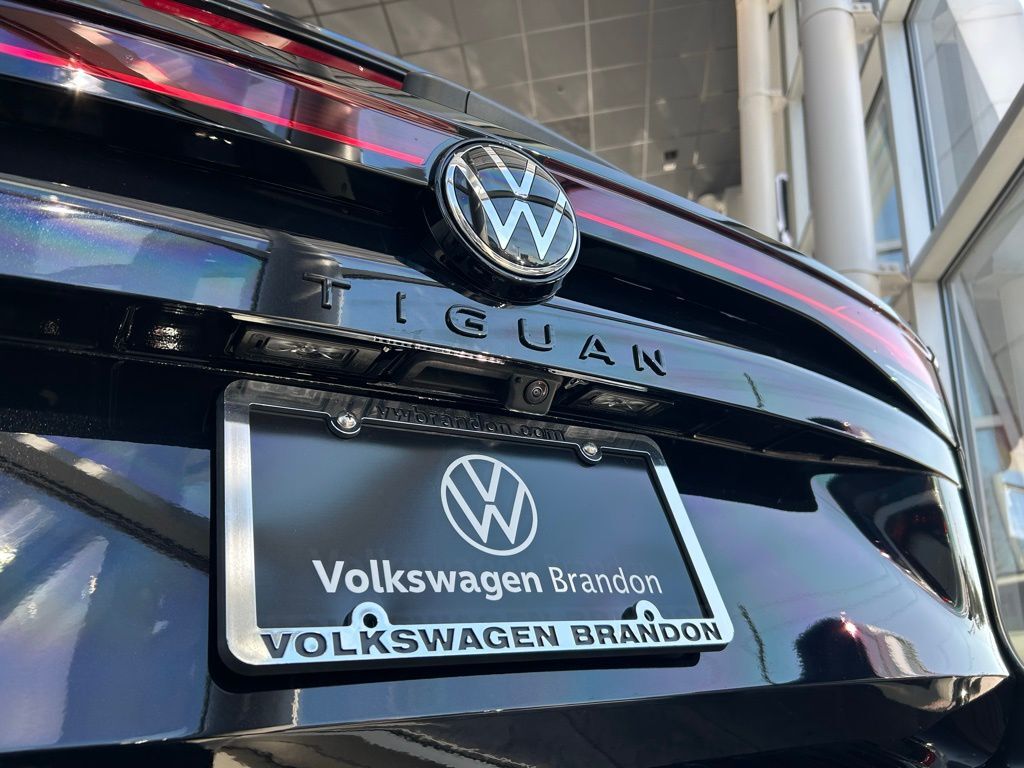 2026 Volkswagen Tiguan 2.0T SE R-Line Black Tampa FL