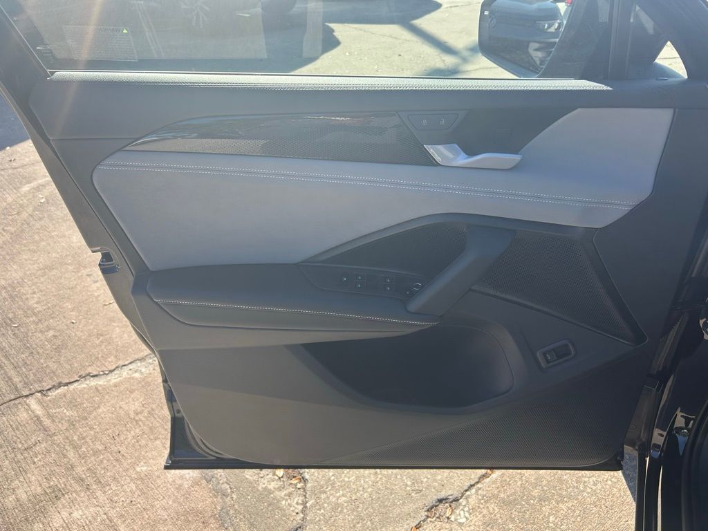 2026 Volkswagen Tiguan 2.0T SE R-Line Black Tampa FL