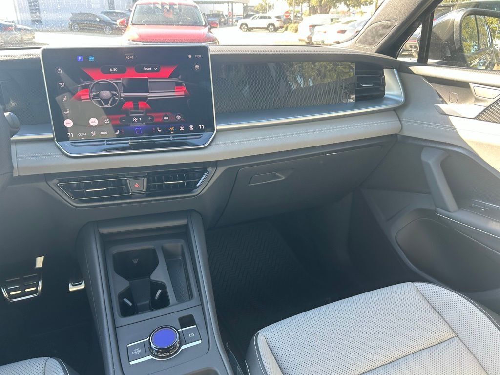 2026 Volkswagen Tiguan 2.0T SE R-Line Black Tampa FL