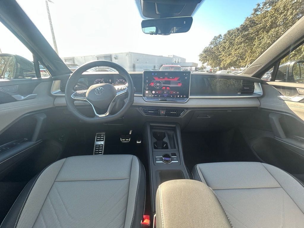 2026 Volkswagen Tiguan 2.0T SE R-Line Black Tampa FL