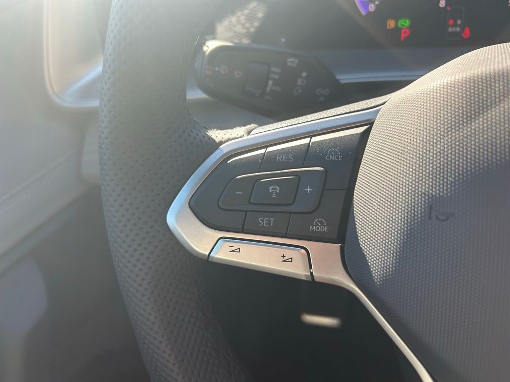 2026 Volkswagen Tiguan 2.0T SE R-Line Black Tampa FL