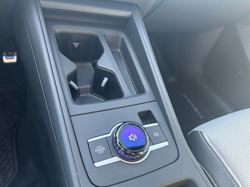 2026 Volkswagen Tiguan 2.0T SE R-Line Black Tampa FL