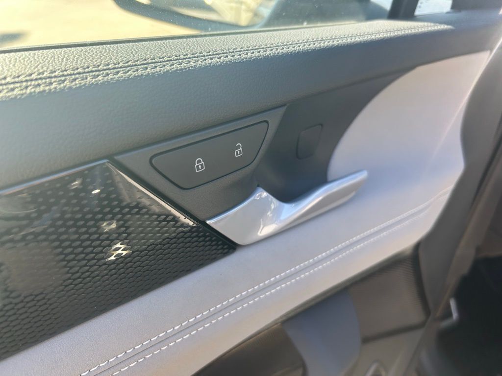 2026 Volkswagen Tiguan 2.0T SE R-Line Black Tampa FL