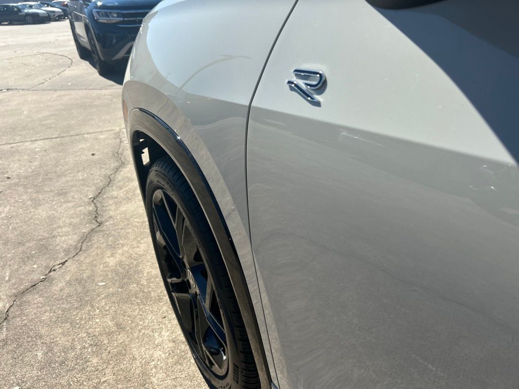 2026 Volkswagen Tiguan 2.0T SE R-Line Black Tampa FL