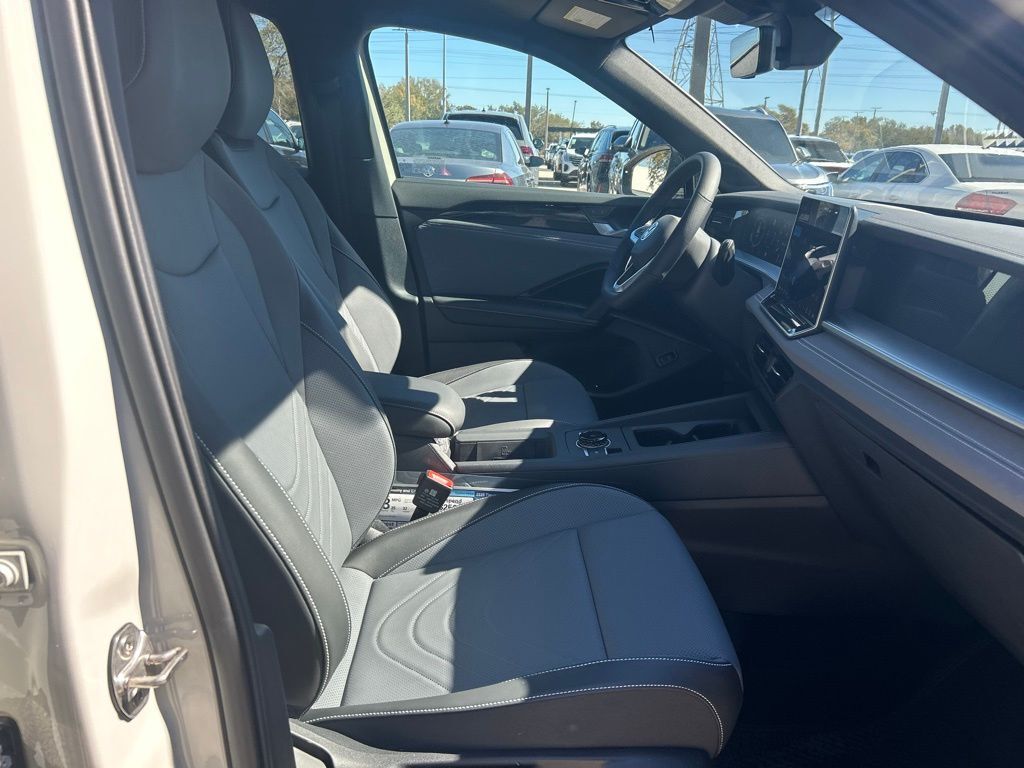 2026 Volkswagen Tiguan 2.0T SE R-Line Black Tampa FL