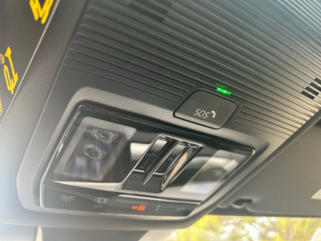 2026 Volkswagen Tiguan 2.0T SE R-Line Black Tampa FL