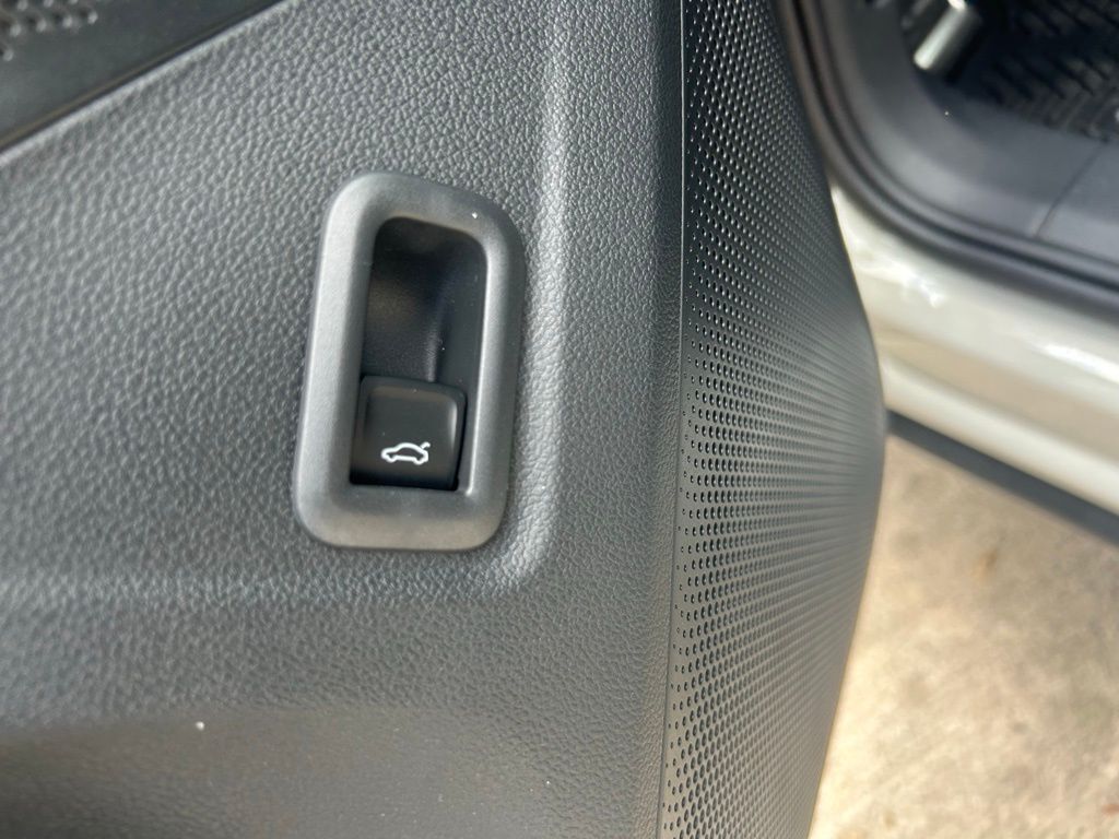 2026 Volkswagen Tiguan 2.0T SE R-Line Black Tampa FL