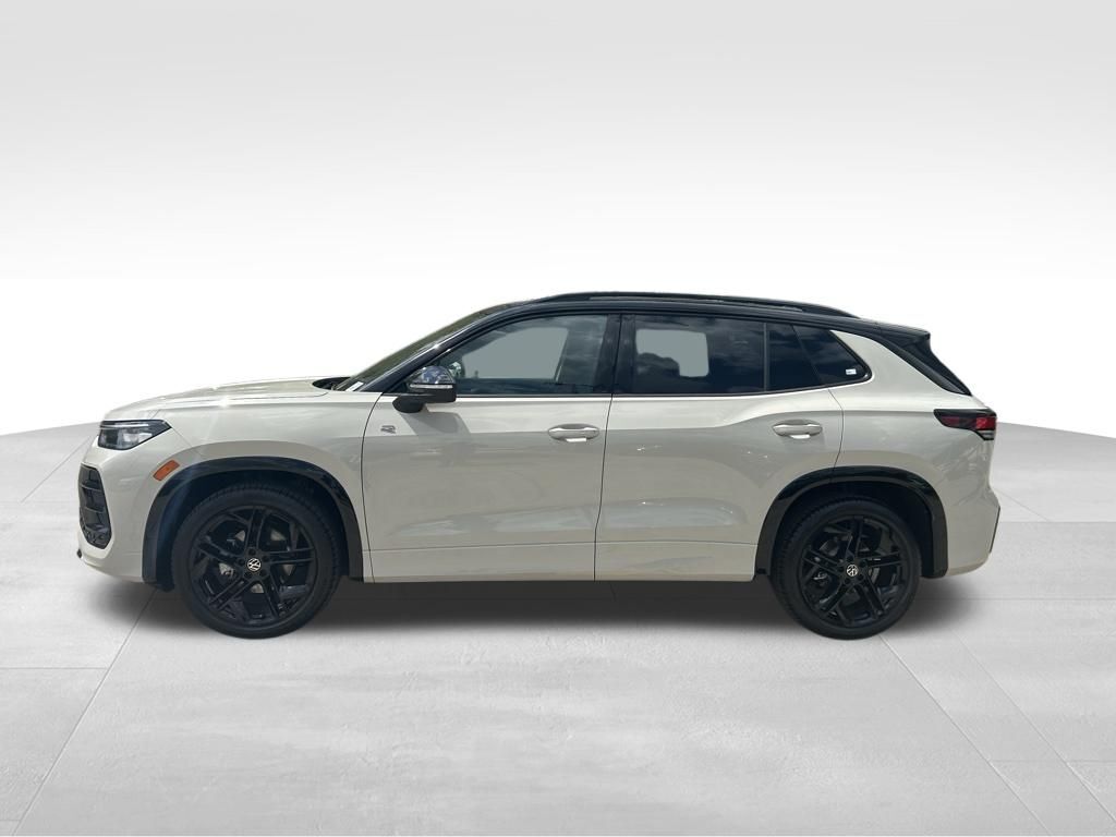 2026 Volkswagen Tiguan 2.0T SE R-Line Black Tampa FL