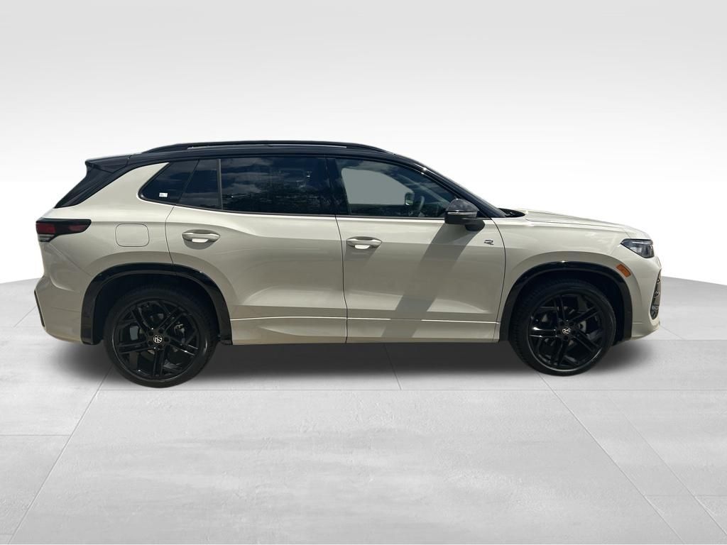 2026 Volkswagen Tiguan 2.0T SE R-Line Black Tampa FL