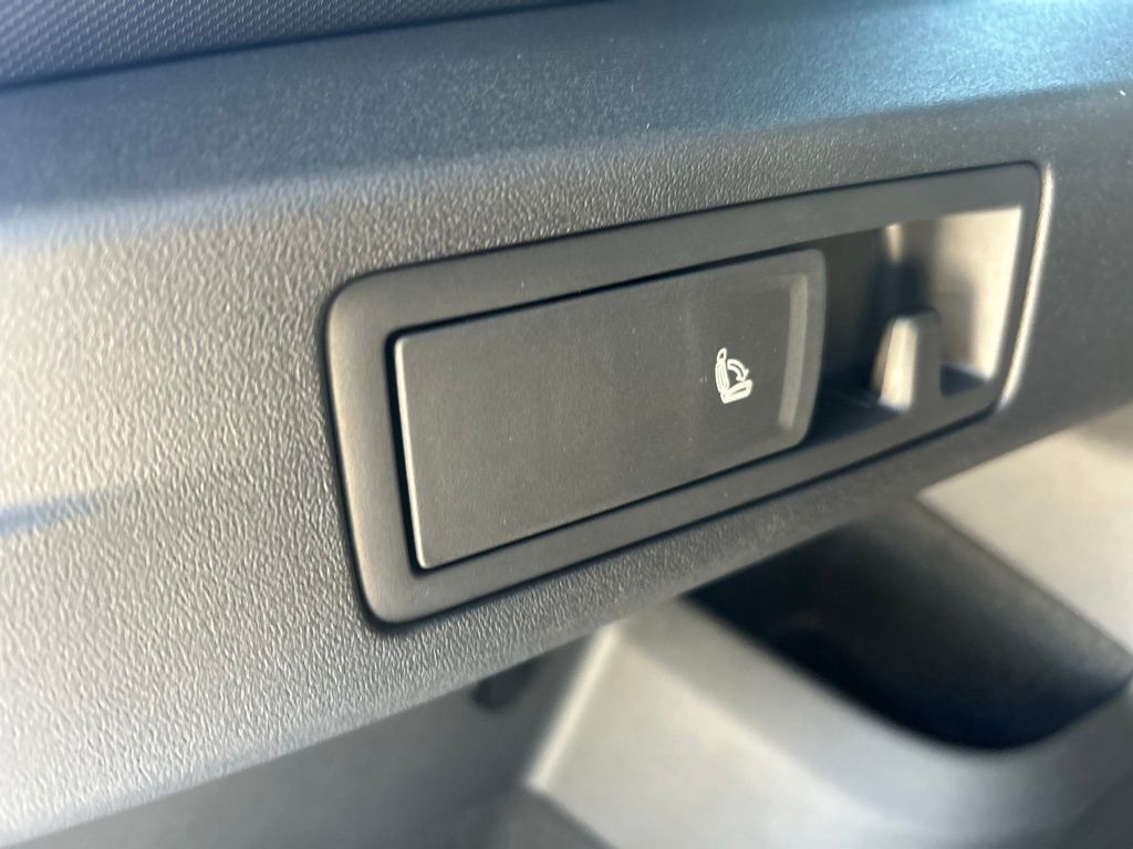 2026 Volkswagen Tiguan 2.0T SE R-Line Black Tampa FL