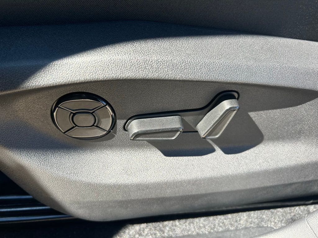 2026 Volkswagen Tiguan 2.0T SE R-Line Black Tampa FL