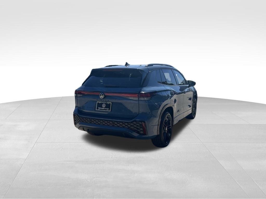 2026 Volkswagen Tiguan 2.0T SE R-Line Black Tampa FL