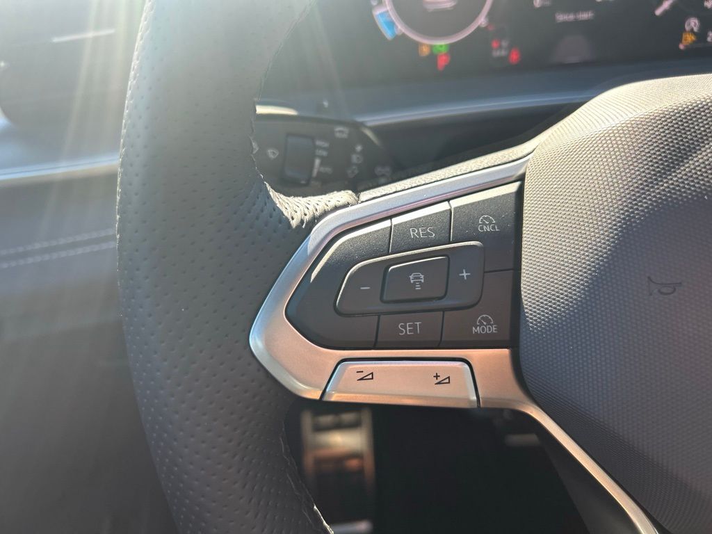 2026 Volkswagen Tiguan 2.0T SE R-Line Black Tampa FL