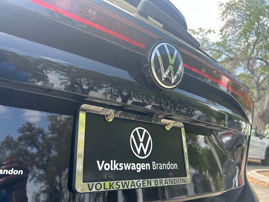 2026 Volkswagen Tiguan 2.0T SE R-Line Black Tampa FL